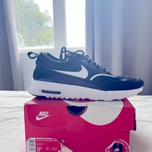 Black Nike Wmns Air Max Thea